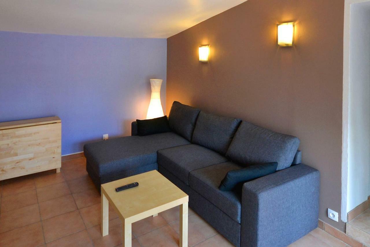 La Briardière Camélas Extérieur photo
