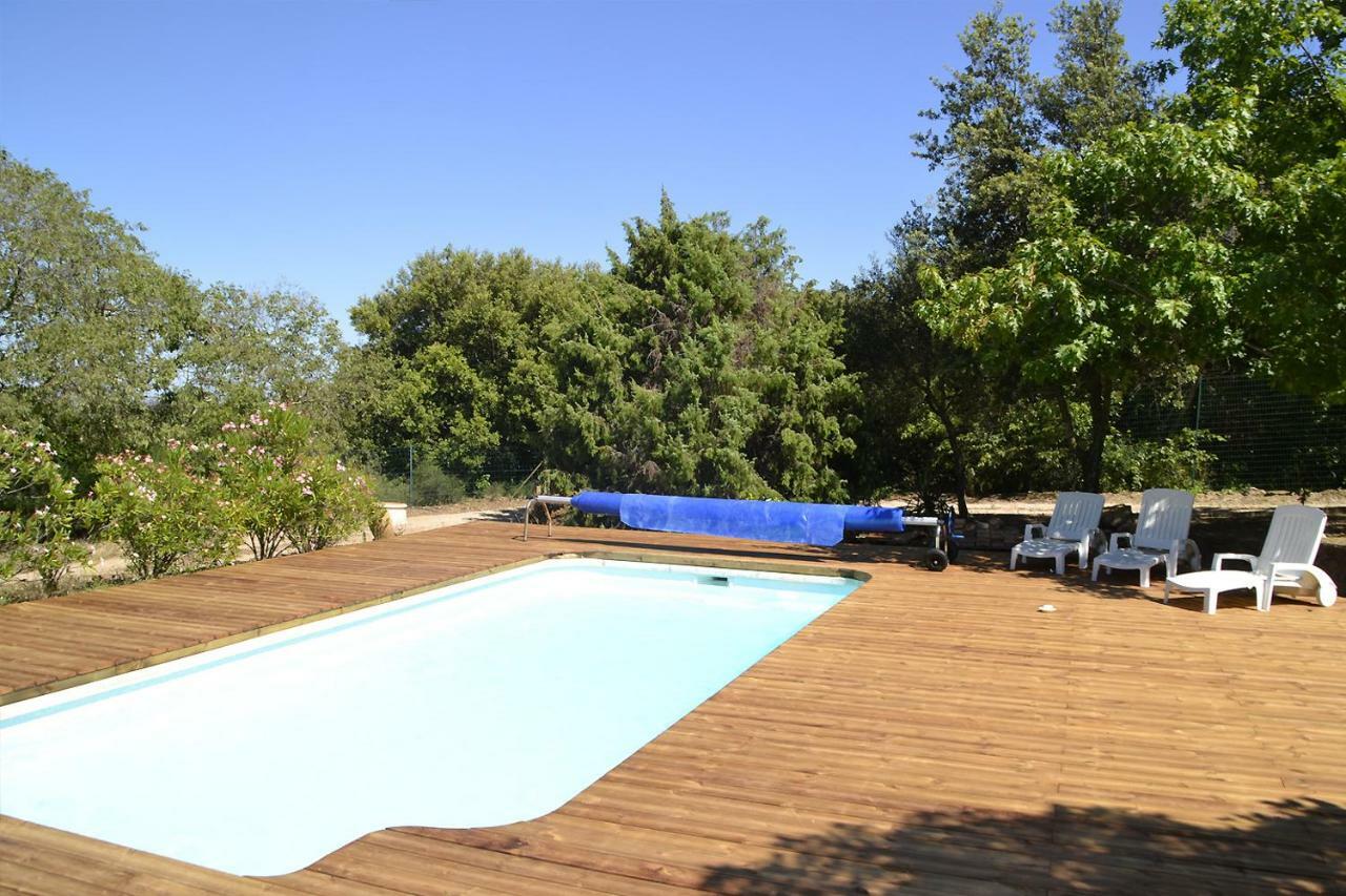 La Briardière Camélas Extérieur photo